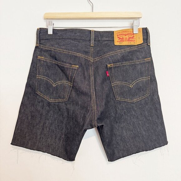 Levi’s Denim 501 Cutoff Bermuda Jean Shorts Jorts Modest Casual Dark Wash 31 - Picture 7 of 7